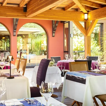 Domaine De L'eclaircie Otel Saint-Quirin